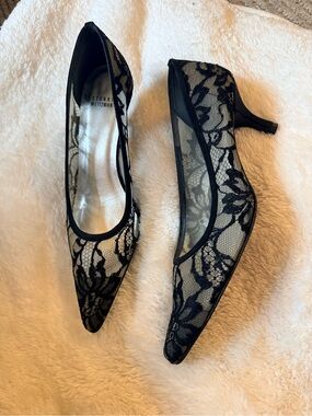 Stuart Weitzman Black Lace Kitten Heel Pumps Sz 9.5  M
